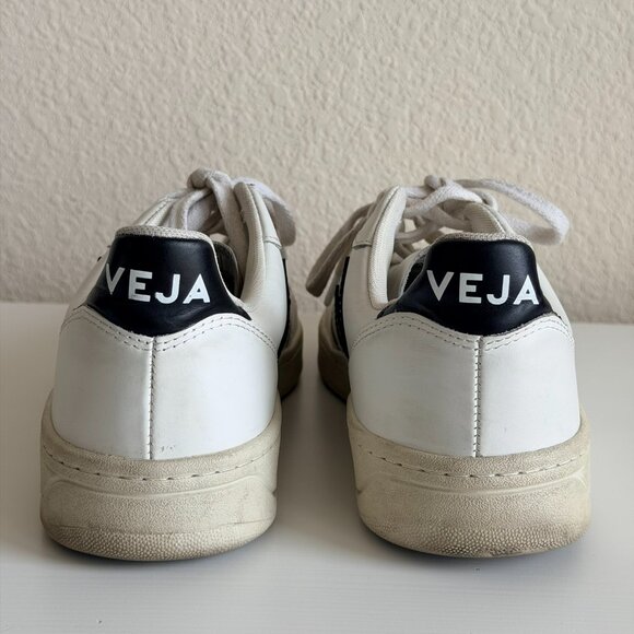 VEJA White Leather Sneakers V-10 Logo Lace Up Low Top Women's US 8 / EU 39 - Picture 4 of 8